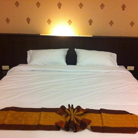 Phuthara Mansion Apartment Phuket Екстериор снимка