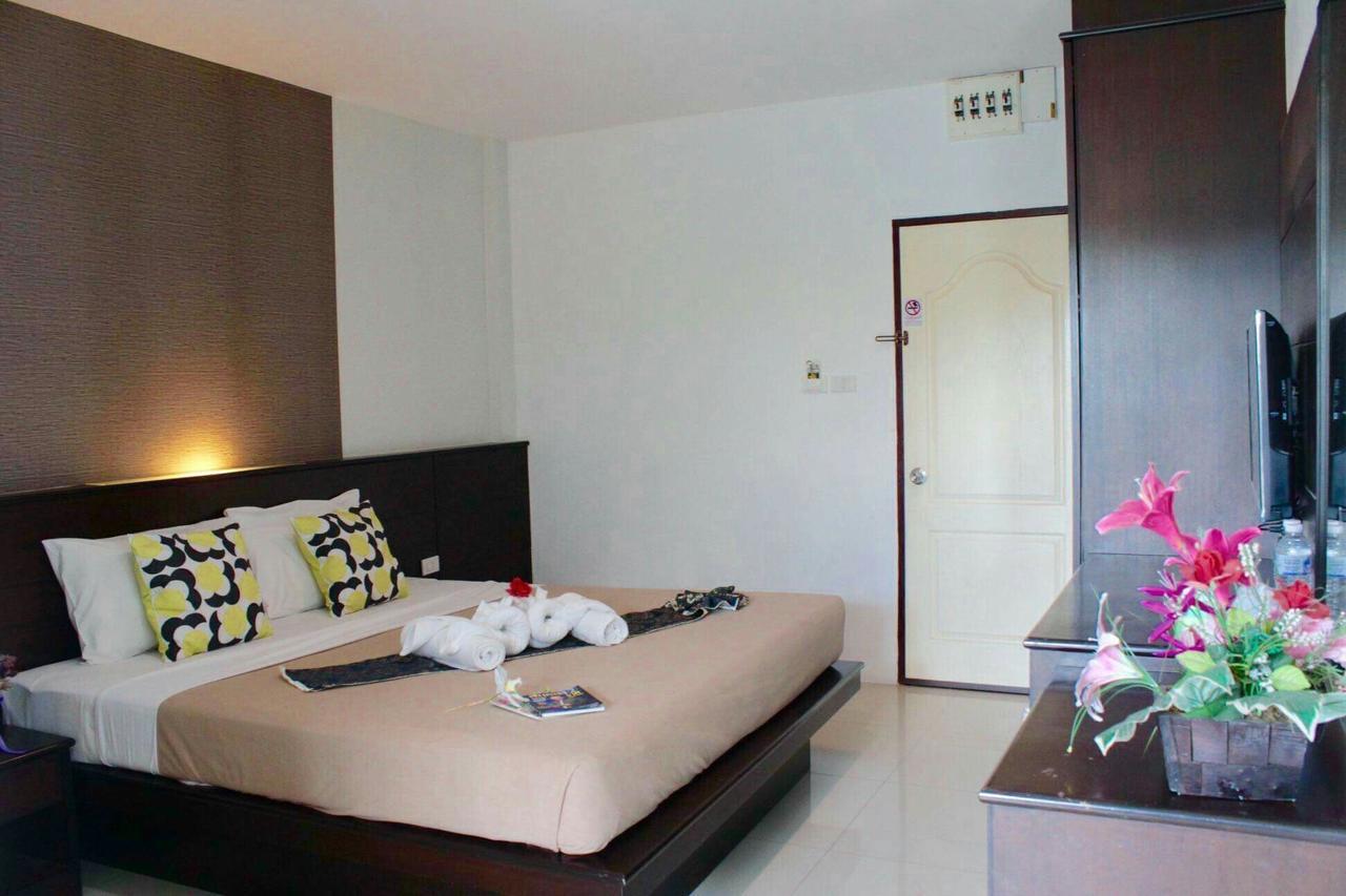 Phuthara Mansion Apartment Phuket Екстериор снимка