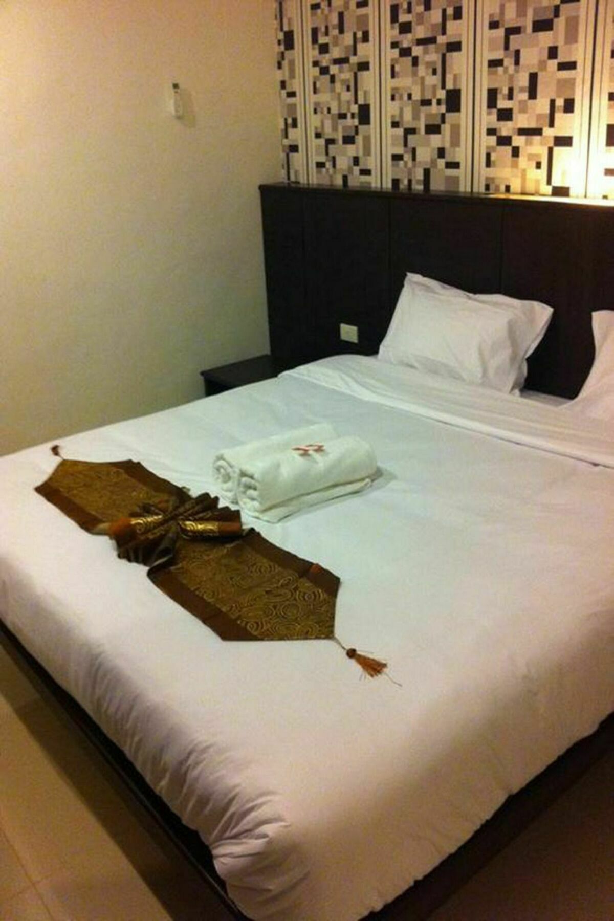 Phuthara Mansion Apartment Phuket Екстериор снимка